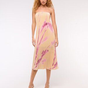 Abercrombie & Fitch The A&F Giselle Pleat Release Midi Dress